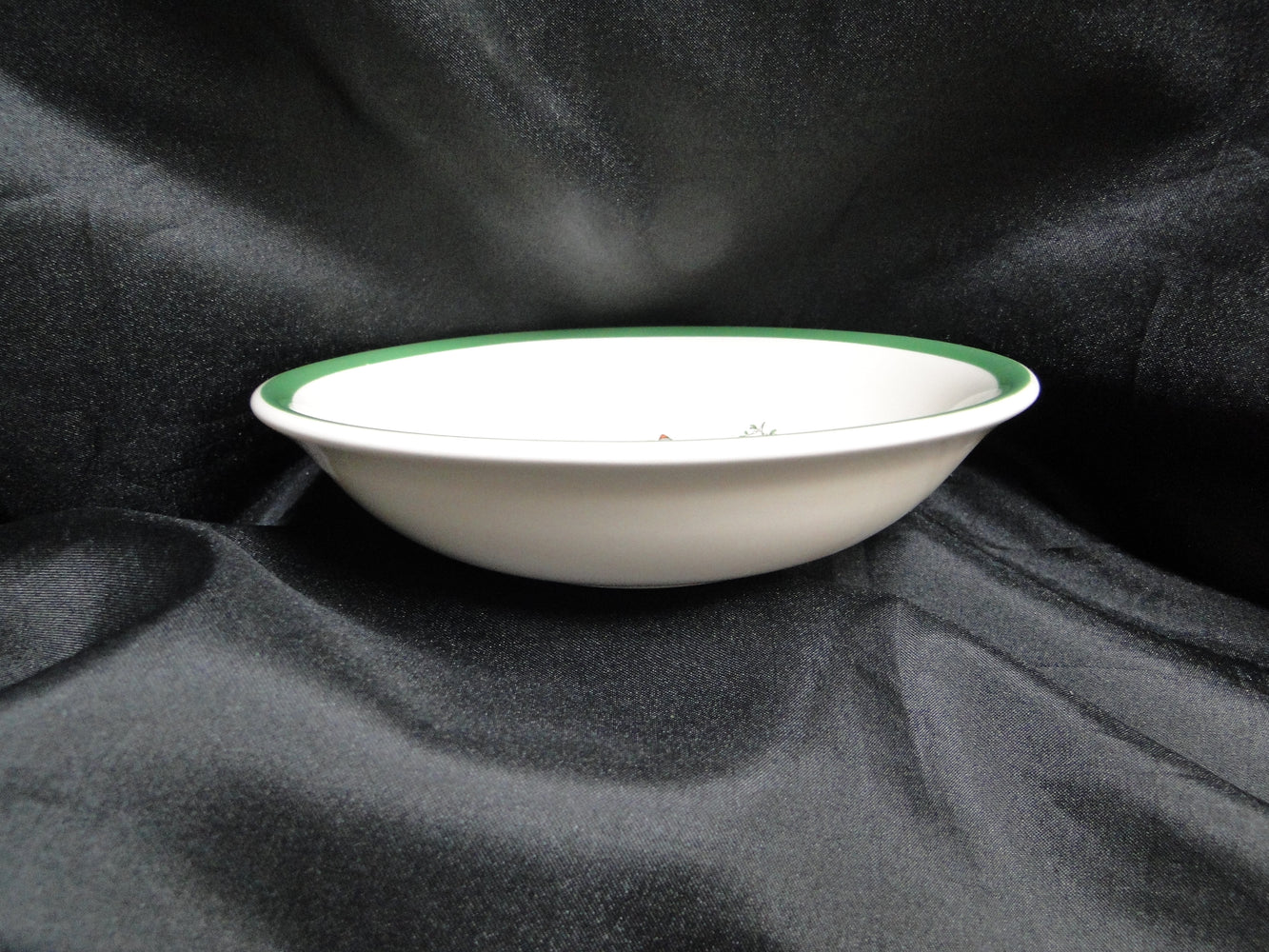 Spode Christmas Tree, Green Trim, England: Coupe Cereal Bowl (s), 6 1/4"