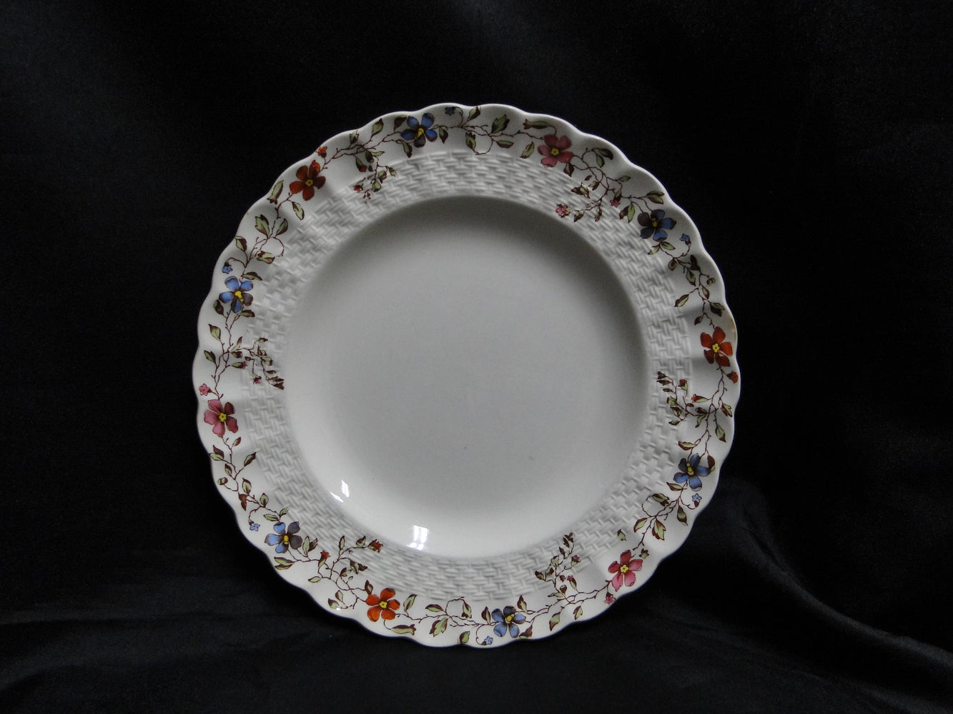 Spode Wicker Dale, Floral on Chelsea Wicker: Salad Plate (s), 8", Nicks