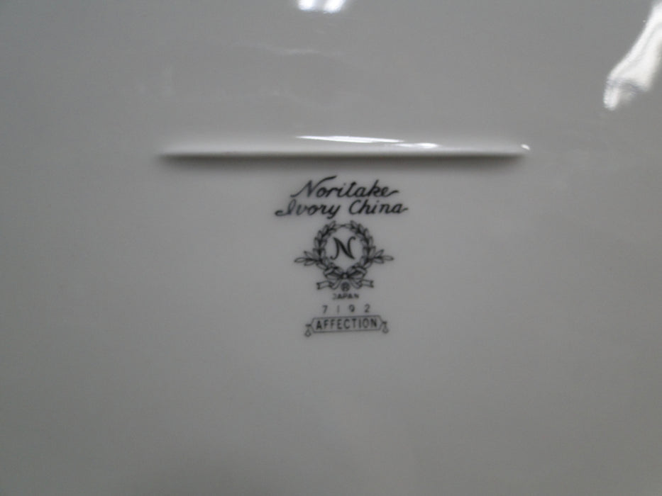 Noritake Affection, 7192, White Flowers: Oval Serving Platter, 13 5/8" x 10 1/4"