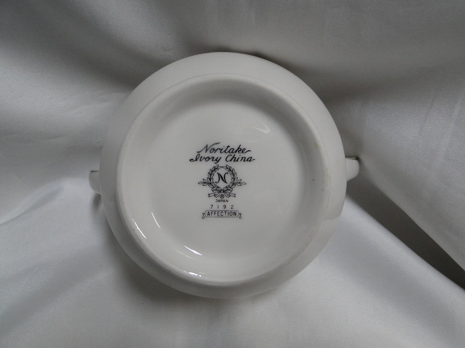 Noritake Affection, 7192, White Flowers: Sugar Bowl & Lid, 4 5/8" Tall