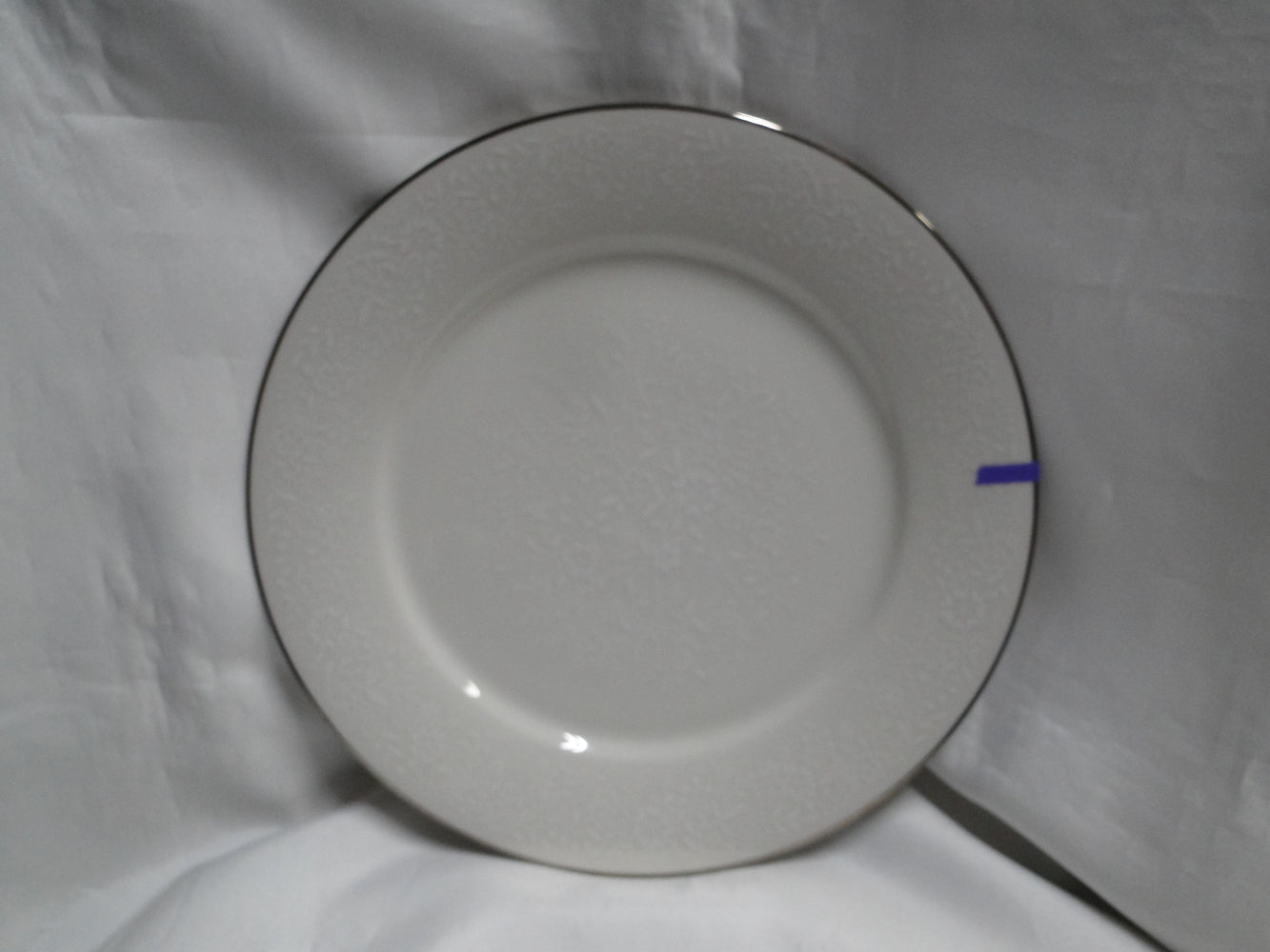 Noritake Affection, 7192, White Flowers: Dinner Plate, 10 1/2", As Is