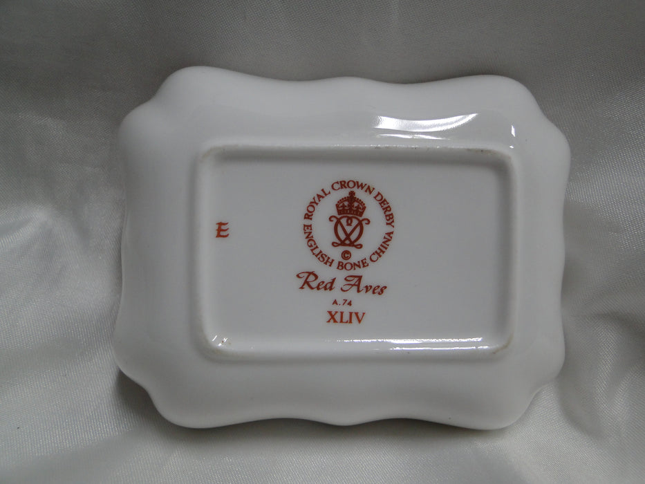Royal Crown Derby Red Aves, Birds: Trinket Dish / Ashtray / 1800 Tray, 3 5/8"