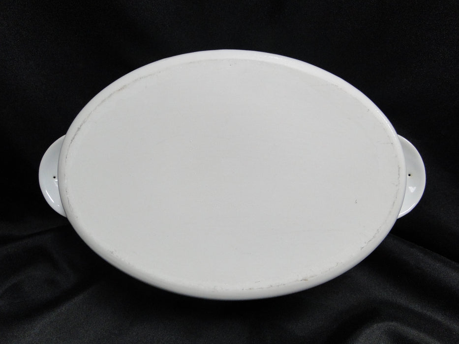 Blue Danube, Blue Onion: Oval Casserole & Lid, 9 1/2" x 7" x 4 3/4", 1.5 Quart