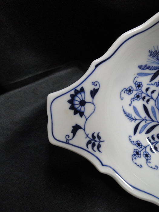 Blue Danube, Blue Onion: Bowl w/ Lug Handles, 8 1/2" x 5 1/2" x 2"