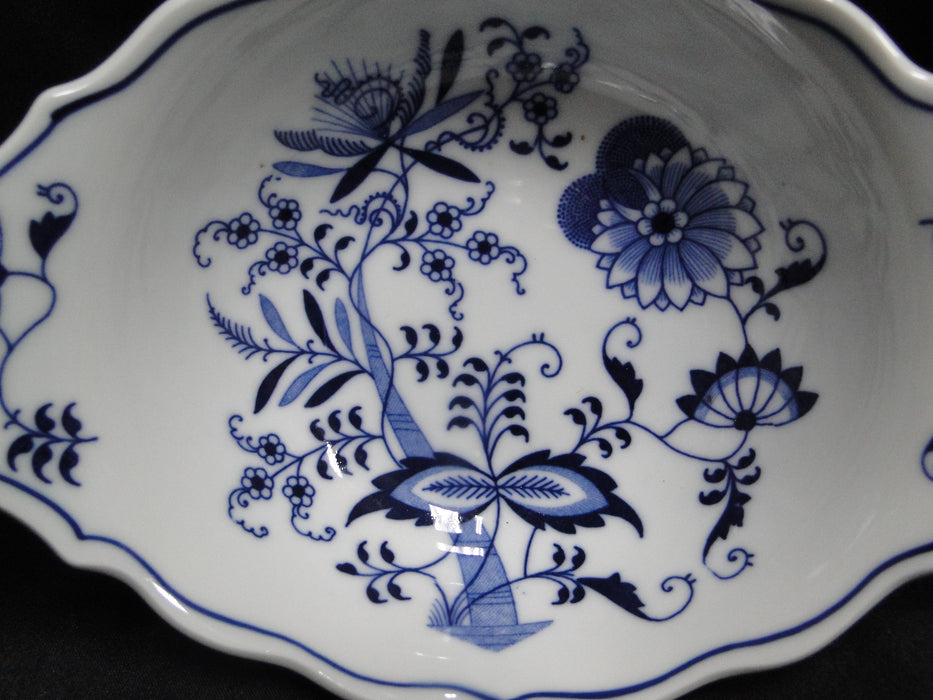 Blue Danube, Blue Onion: Bowl w/ Lug Handles, 8 1/2" x 5 1/2" x 2"