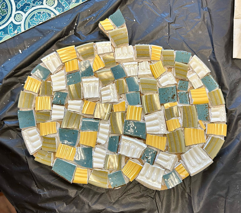 Mosaic Art Class Using Porcelain Plates: Select Your Project