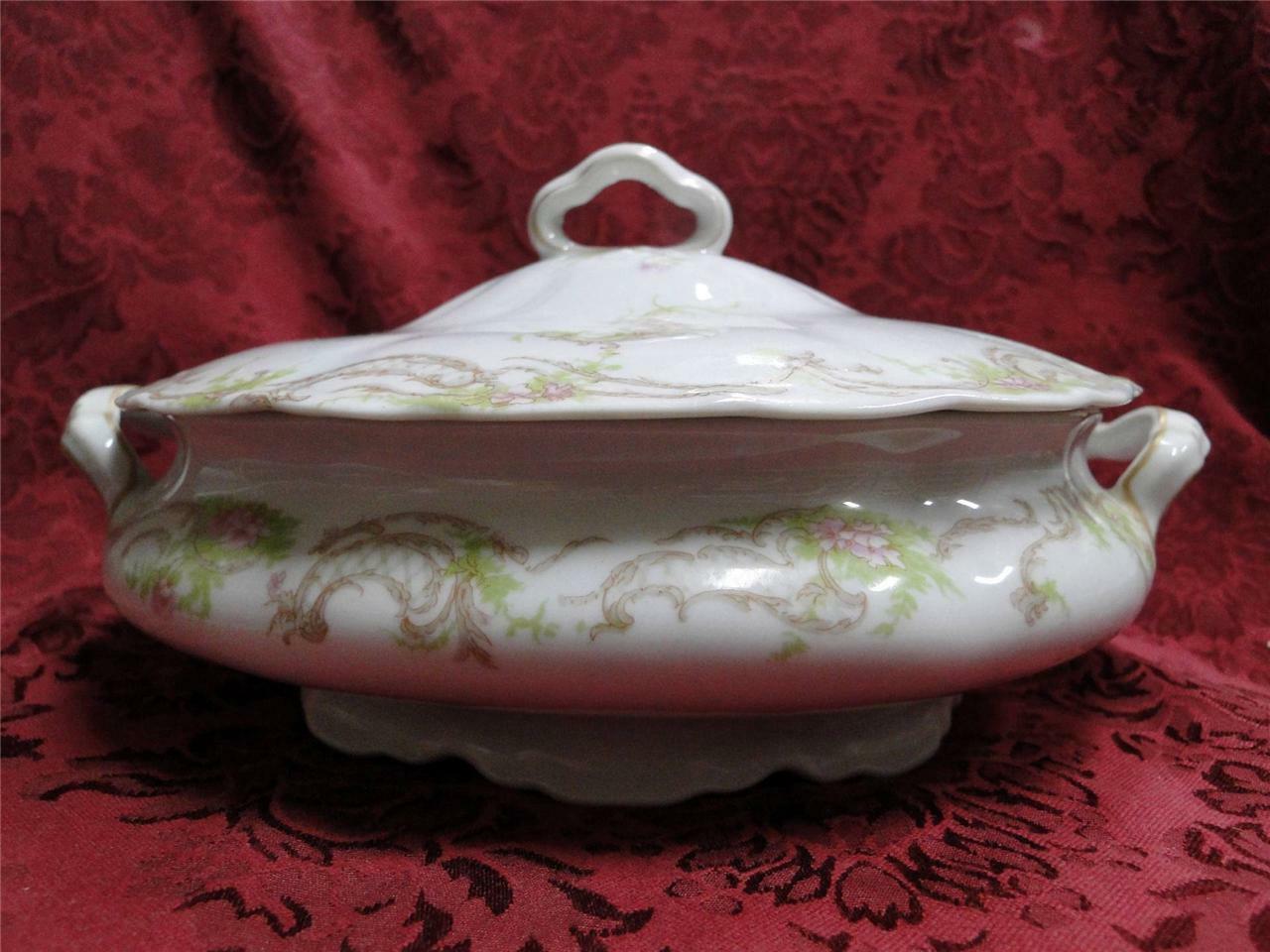 Syracuse 53203, Pink Flowers, Tan Lattice: Round Covered Serving Bowl, 7 3/4"