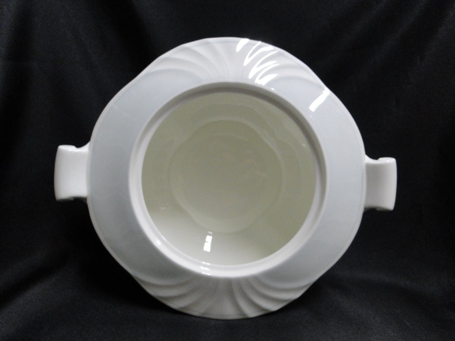 Villeroy & Boch Delta, Aqua Rim, White Fans: Round Covered Serving Bowl w/ Lid
