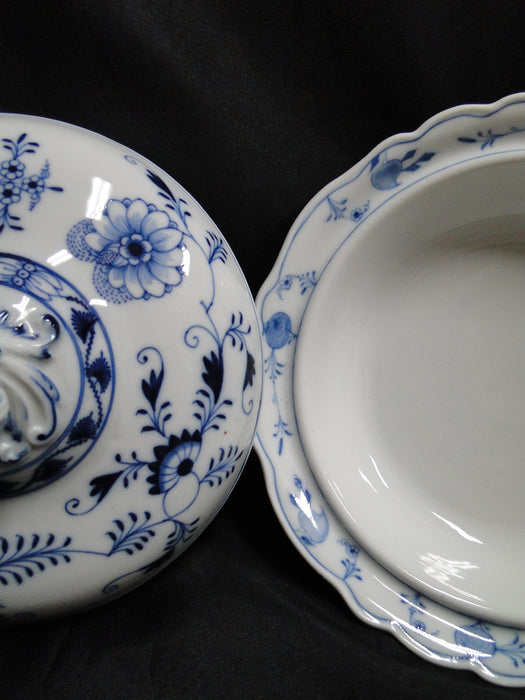 Teichert Meissen Blue Onion, Oval Backstamp: Round Serving Bowl & Lid