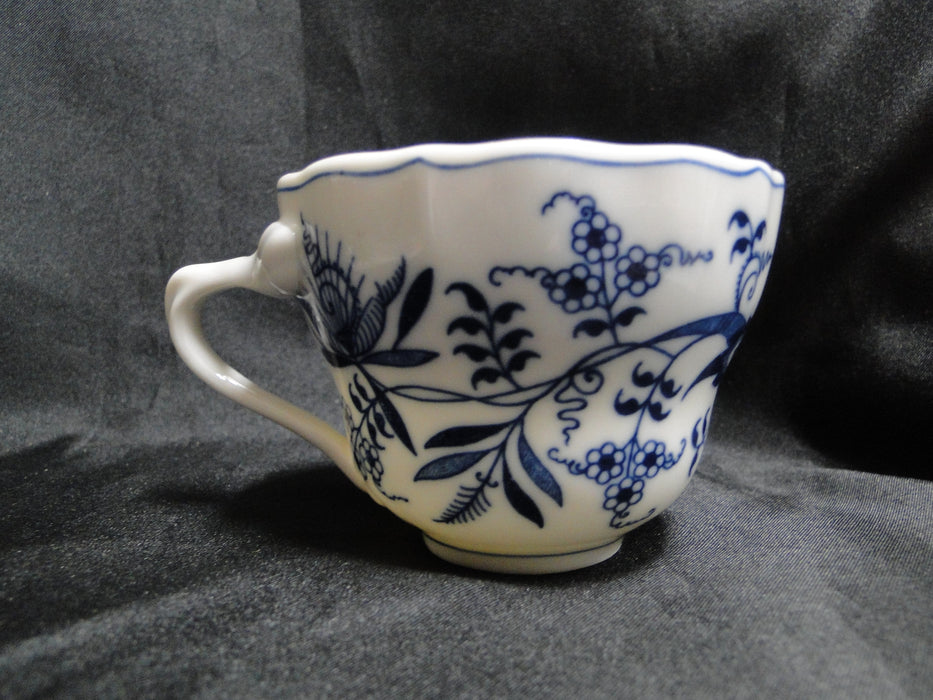 Blue Danube, Blue Onion: Snack Plate & Cup Set (s), 8 1/4" x 7 78" Plate