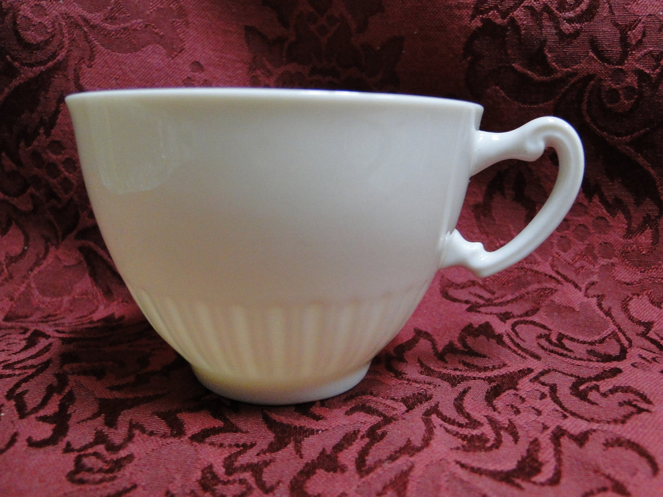 Syracuse Shelledge, White, Narrow Fluted Rim: Cup (s) Only, Saucer Not Included