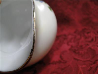 Thun Thu71 Floral Rim & Center, Cream Band: Creamer / Cream Pitcher, 3 1/8" Tall