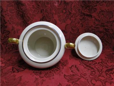 Tirschenreuth Cream w/ Thin Blue Band: Sugar Bowl & Lid, 3 3/4" Tall