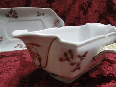 Haviland, Ch. Field (Limoges) Pink CHF 1649: Gravy Boat w/ Underplate, As Is