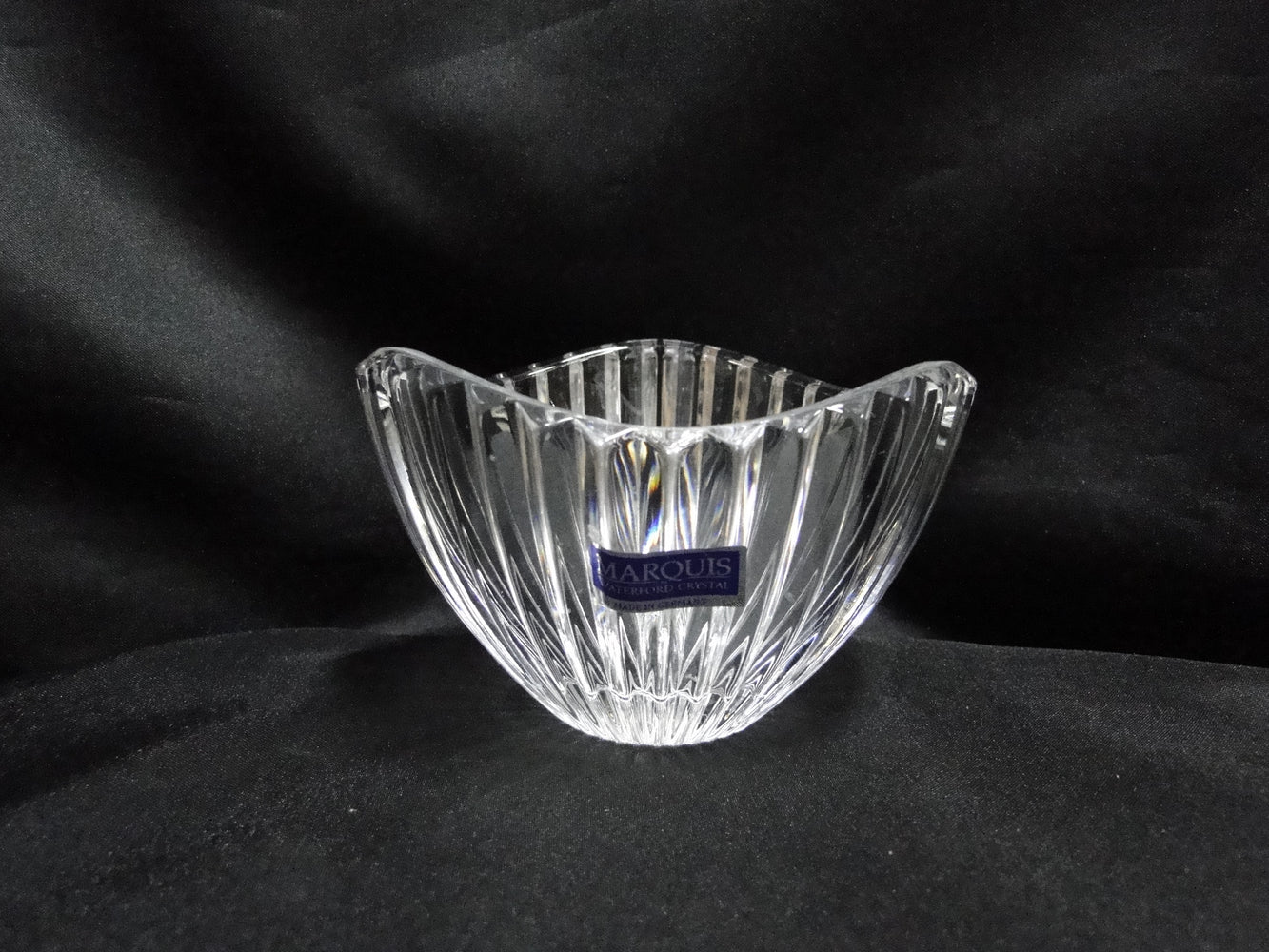Marquis by Waterford Clear w/ Ridges, No Trim: Wavy Bowl, 4 1/4" x 2 3/4"