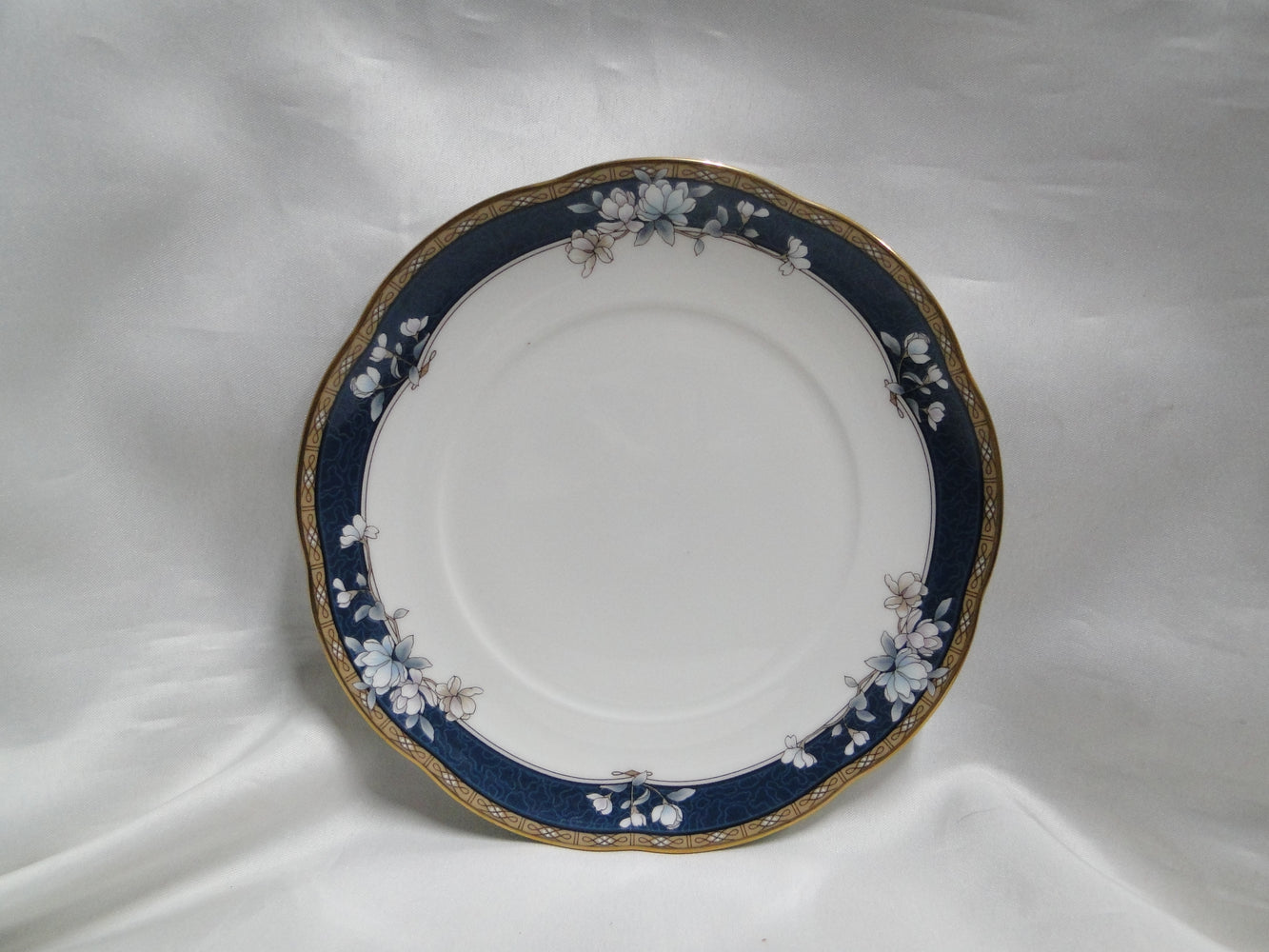 Noritake Sandhurst, 9742, Florals on Blue Band: Bread Plate (s), 6 1/2"