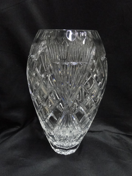 Clear, Cut Criss Cross & Straw Bundles: Flower Vase, 5 3/4" x 11" Tall -- MG#256