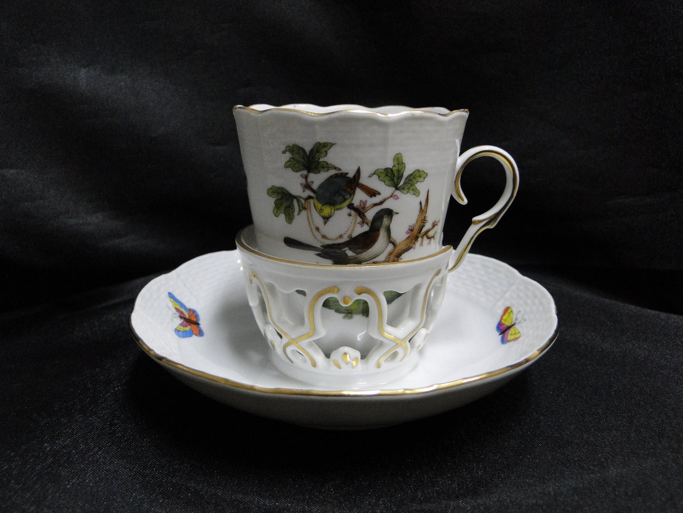 Herend Rothschild Bird: Trembleuse Cup & Saucer Set, 3 1/4" Tall, 713, RO