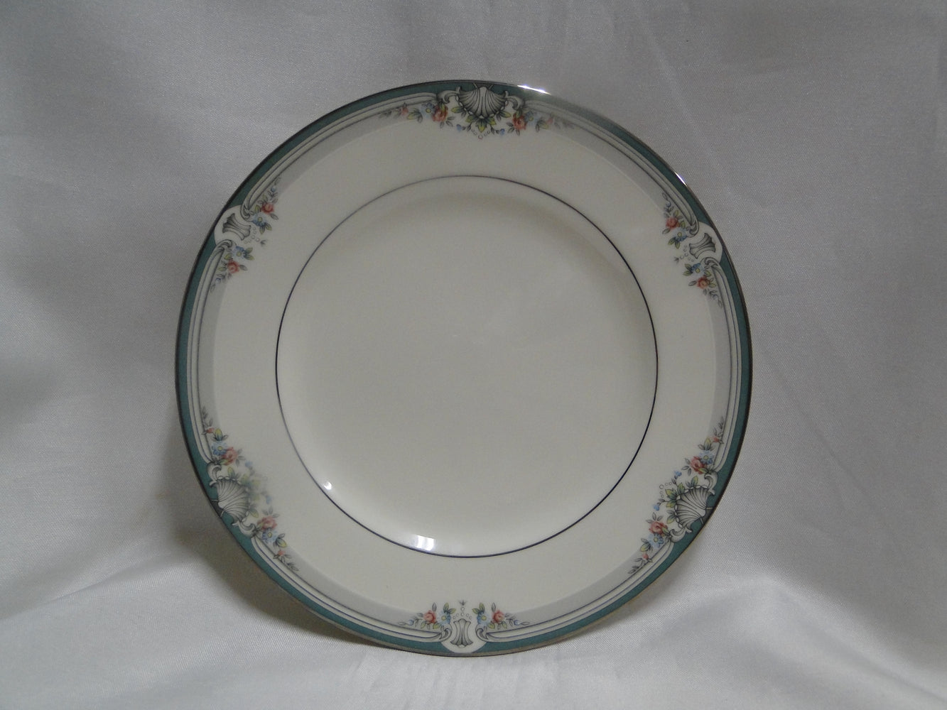 Noritake Lyndenwood, 4707, Green, Florals: Bread Plate (s), 6 1/2"