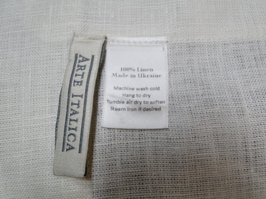 Arte Italica Natale Sprig, Berries, Pine: NEW European Linen Napkin, 22"