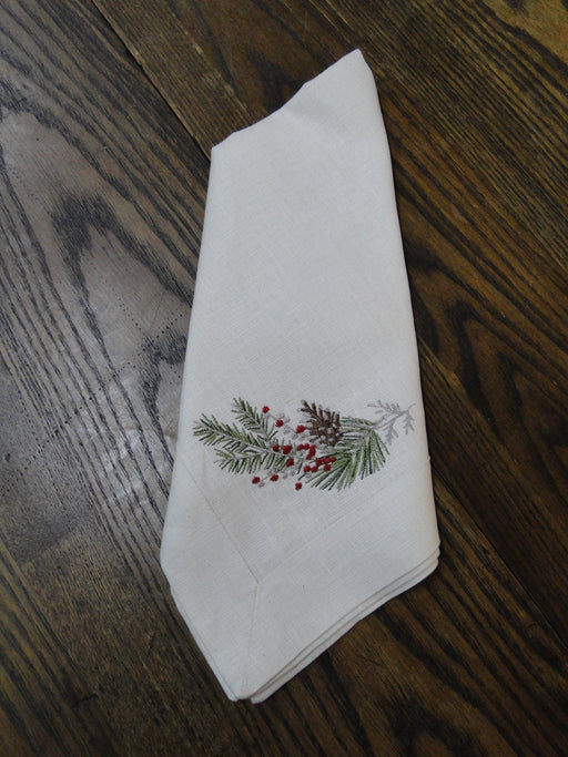 Arte Italica Natale Sprig, Berries, Pine: NEW European Linen Napkin, 22"