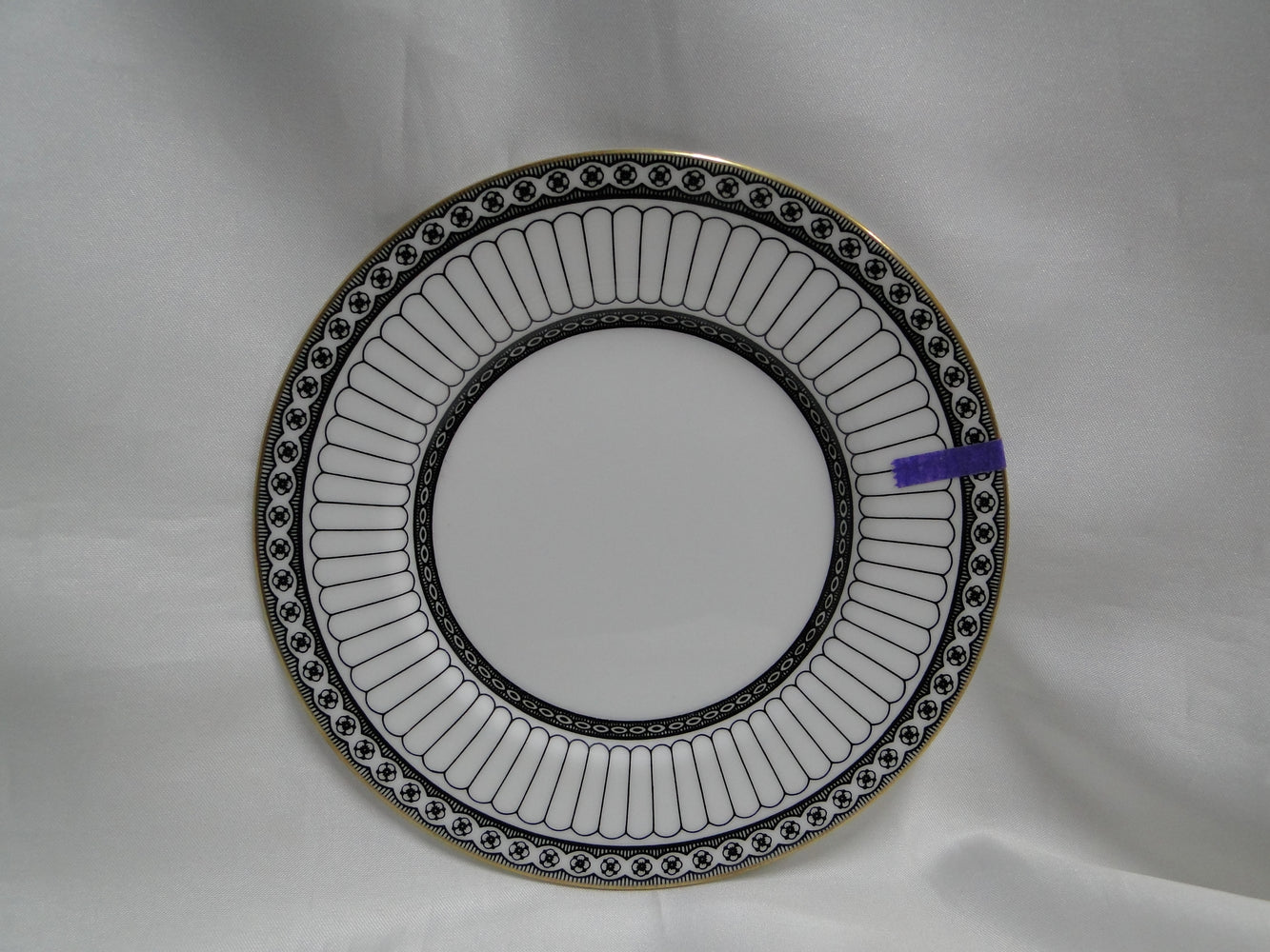 Wedgwood Colonnade Black, Black Lines & Circles: Bread Plate, 6", Nick
