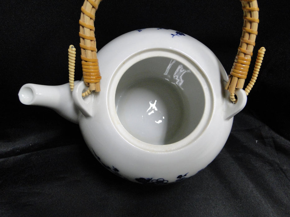 Otagiri (OMC), Japan, Blue Florals on White: Teapot & Lid, 6 Cups