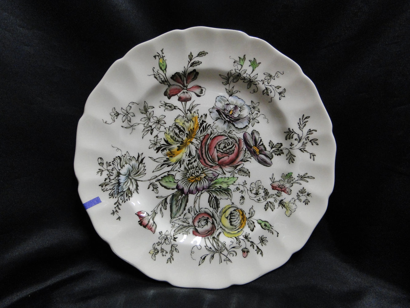Johnson Brothers Sheraton, Floral Center: Dinner Plate (s), 10", As Is