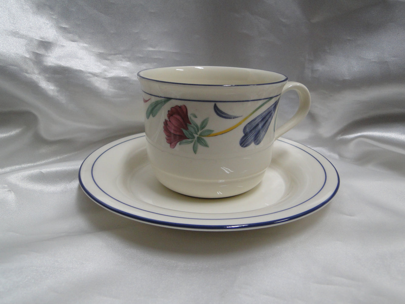 Lenox Poppies on Blue Chinastone: Cup & Saucer Set (s), 2 3/4" Tall