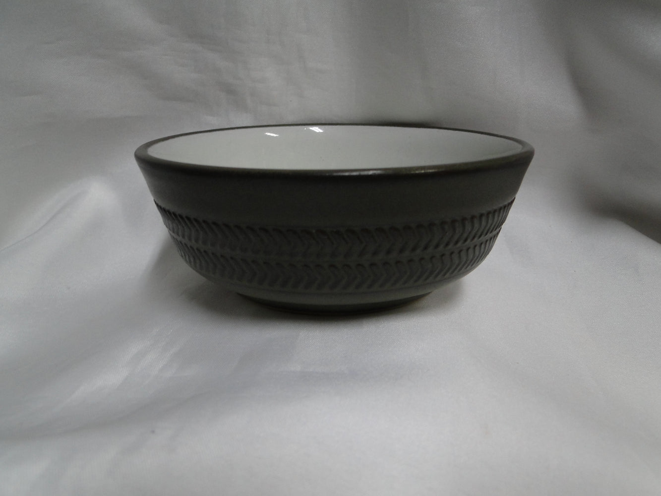 Denby-Langley Camelot Dark Green: Fruit Bowl (s), 5 1/8" x 2" Tall