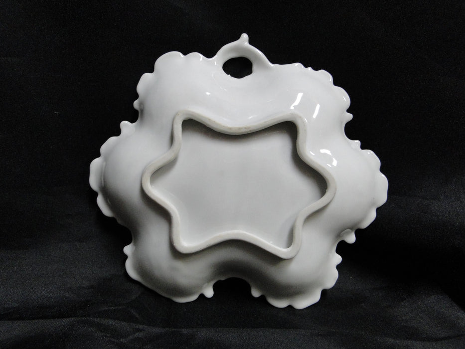 White w/ Golden Wheat, Gold Trim, Scalloped: Leaf Shaped Dish, 7 1/8"