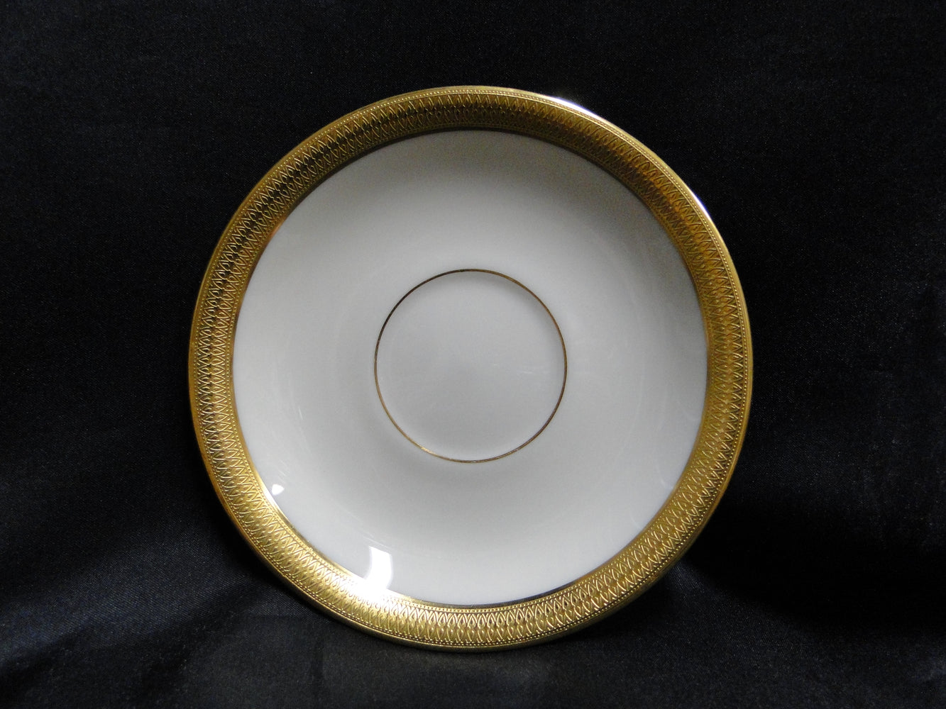 Lenox Lowell P67, Gold Encrusted Band: 5 3/4" Saucer (s) Only