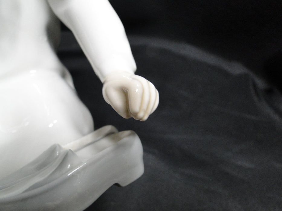 Lladro Girl w/ Slippers Figurine, Nightshirt, #4523, 5 3/4" Tall