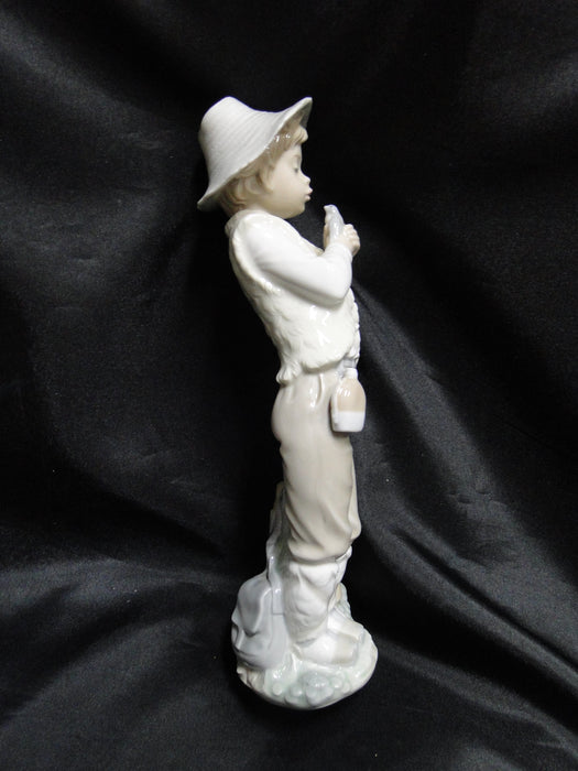 Nao by Lladro Shepherd w/ Sparrow Figurine, Bird, #209, 10 1/2" Tall
