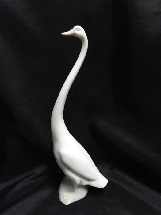 Nao by Lladro Goose Figurine, Bird, #52, 11 3/4" Tall