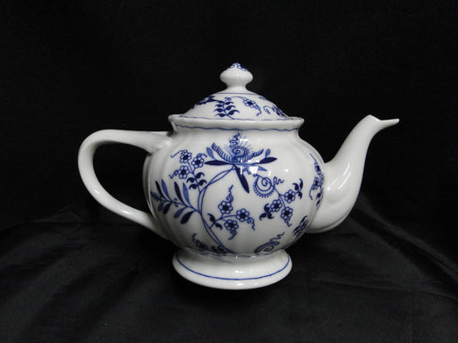 Blue Danube, Blue Onion: Teapot w/ Lid, 6" Tall
