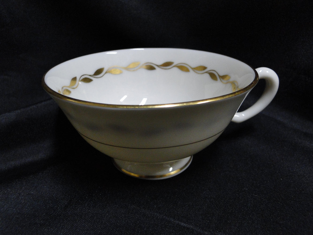 Lenox Golden Wreath, Ivory w/ Gold Laurel:  2 1/8" Cup Only, No Saucer