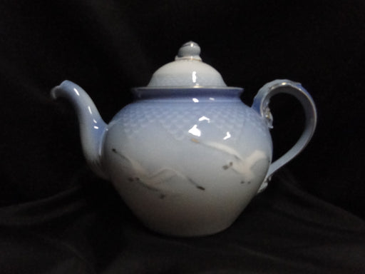 Bing & Grondahl Seagull: Teapot & Lid, 6“ Tall, #92 or #654