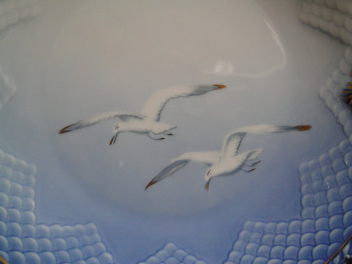 Bing & Grondahl Seagull: Round Handled Cake Plate, 10 1/2", #304
