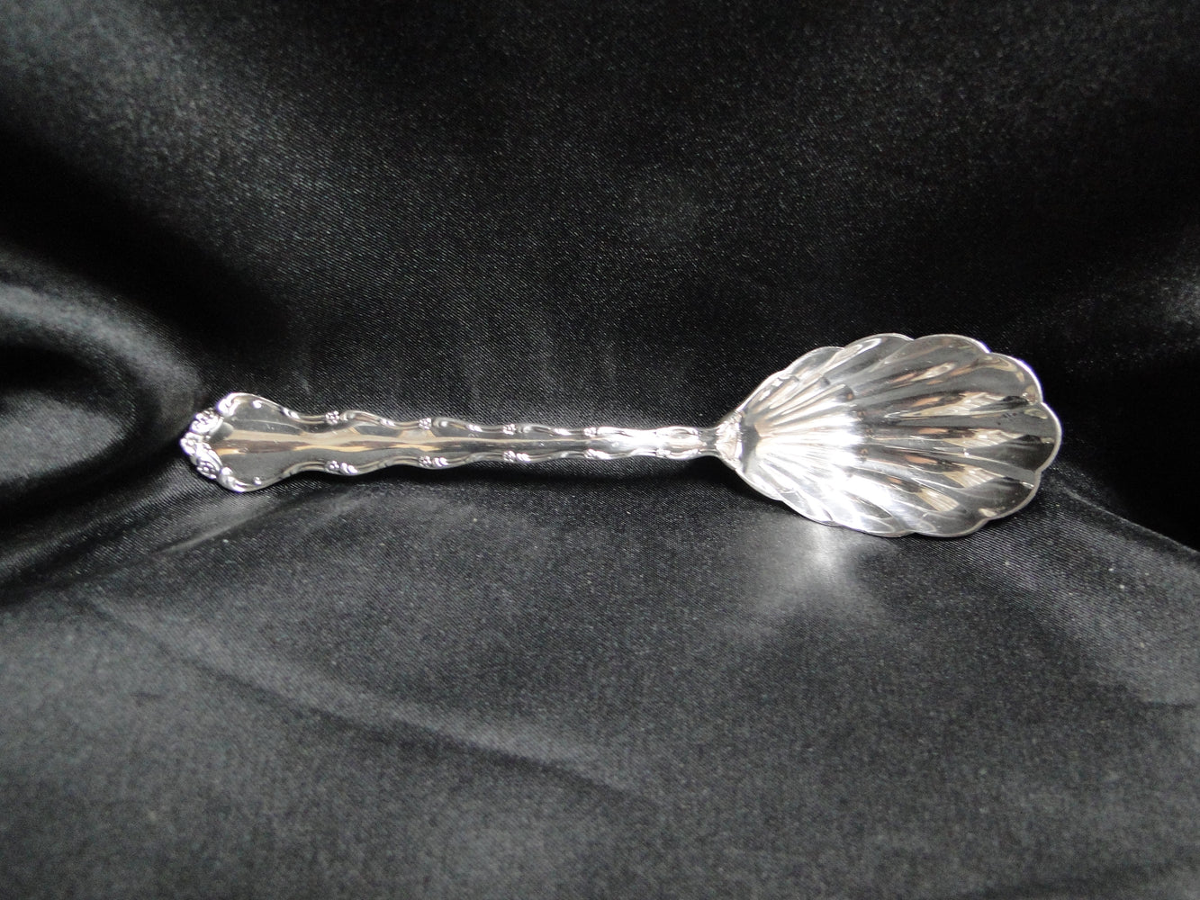 Reed & Barton Tara, Sterling, 1955: Sugar Shell Spoon, 6 1/8" Long