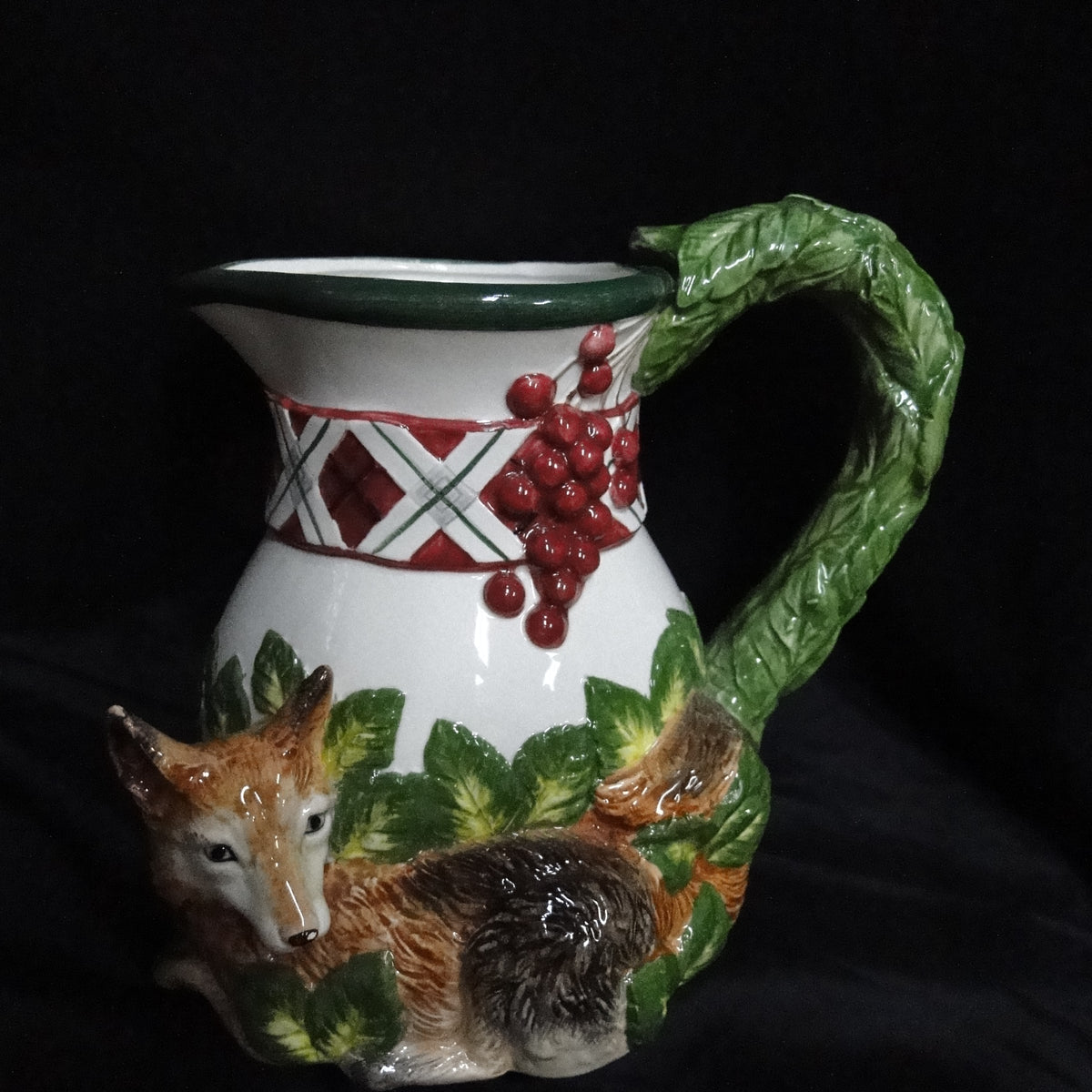 Noritake Royal Hunt, 3930, Plaid Bow: Fox Figurine Serving Pitcher