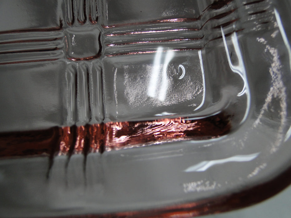 Hazel-Atlas Crisscross Pink, Crisscross Design: 1/4 Pound Covered Butter Dish