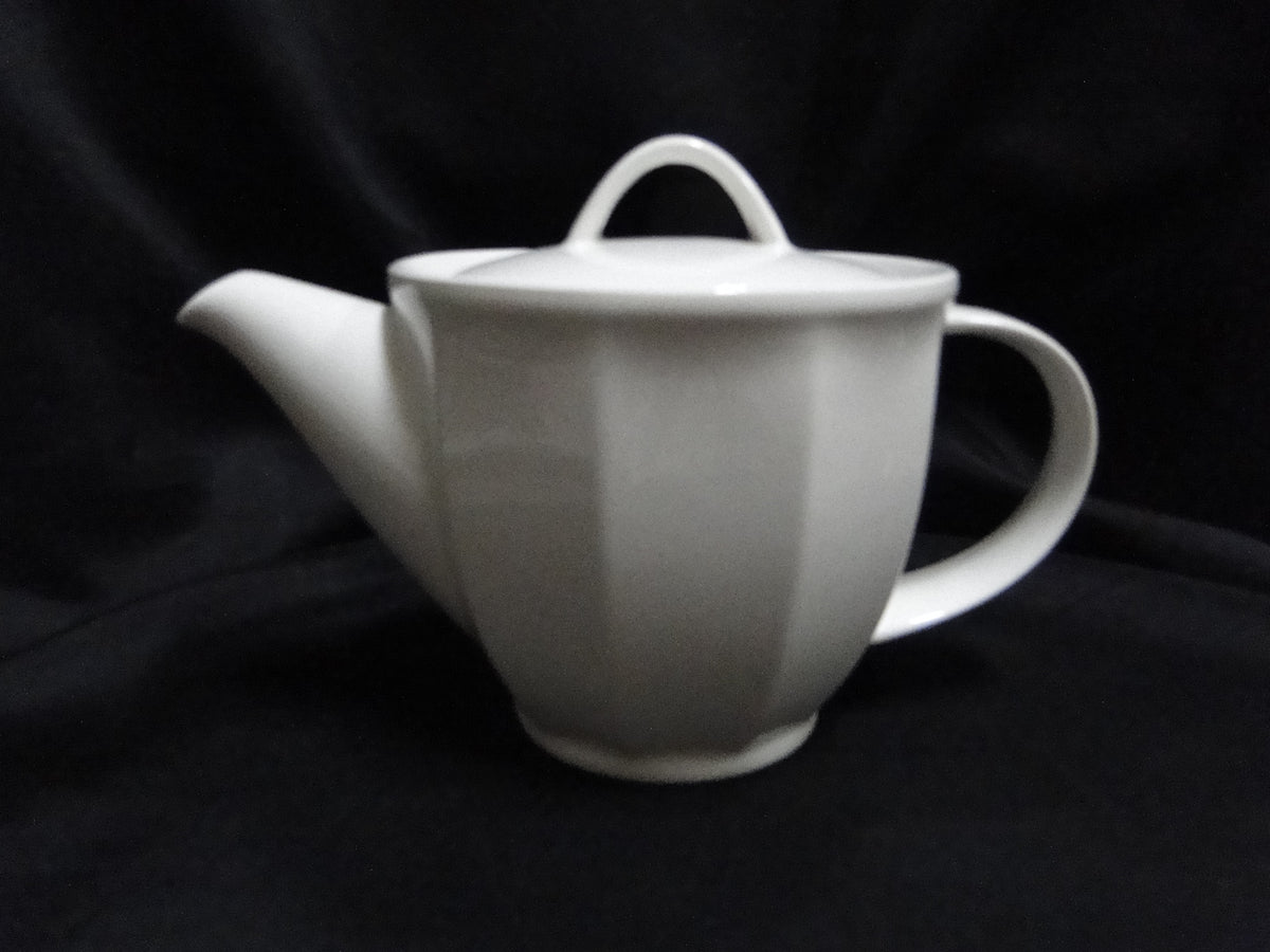 Villeroy & Boch Geo, All White Mini Teapot & Lid, 4 1/2" Tall, 2 Cup — Dishes Encore
