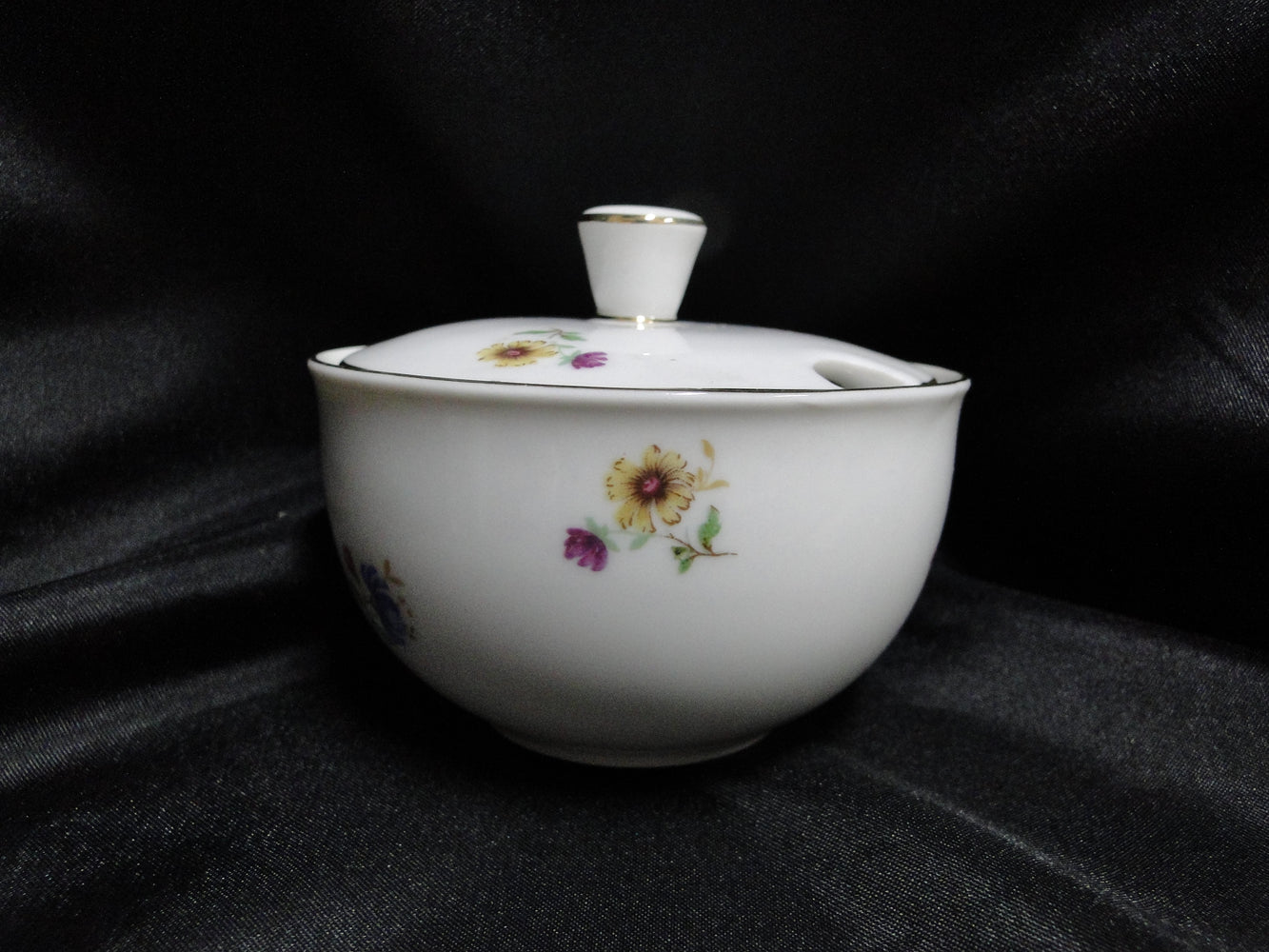 Arzberg, White w/ Multi Flowers, Gold Trim: Sugar Bowl & Lid, 2 3/4" Tall