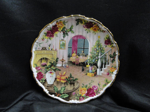 Royal Albert Christmas Magic, Old Country Roses: Christmas at Home Plate, 8 3/8"