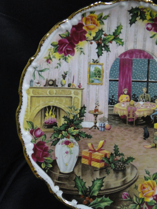 Royal Albert Christmas Magic, Old Country Roses: Christmas at Home Plate, 8 3/8"