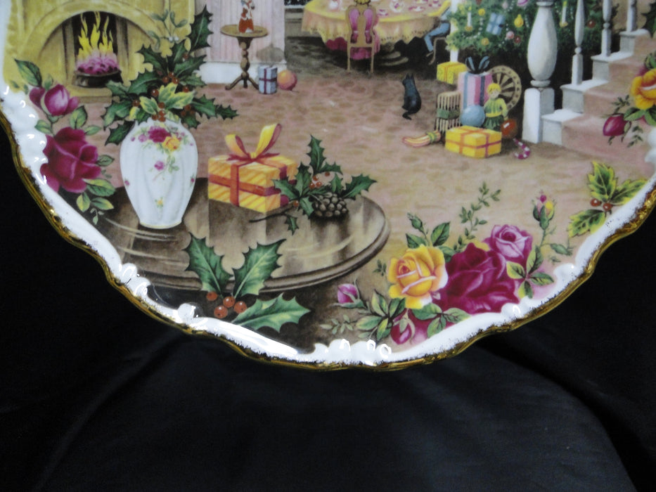 Royal Albert Christmas Magic, Old Country Roses: Christmas at Home Plate, 8 3/8"