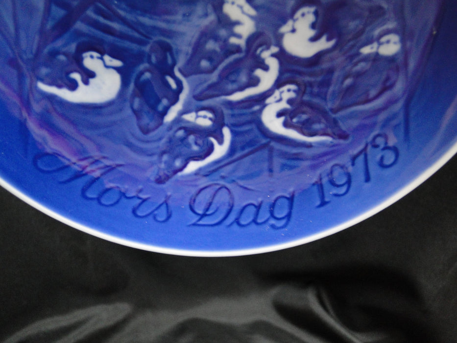 Bing & Grondahl Mother's Day Blue Mors Dag Plate 1973 Duck & Ducklings, 5 7/8"
