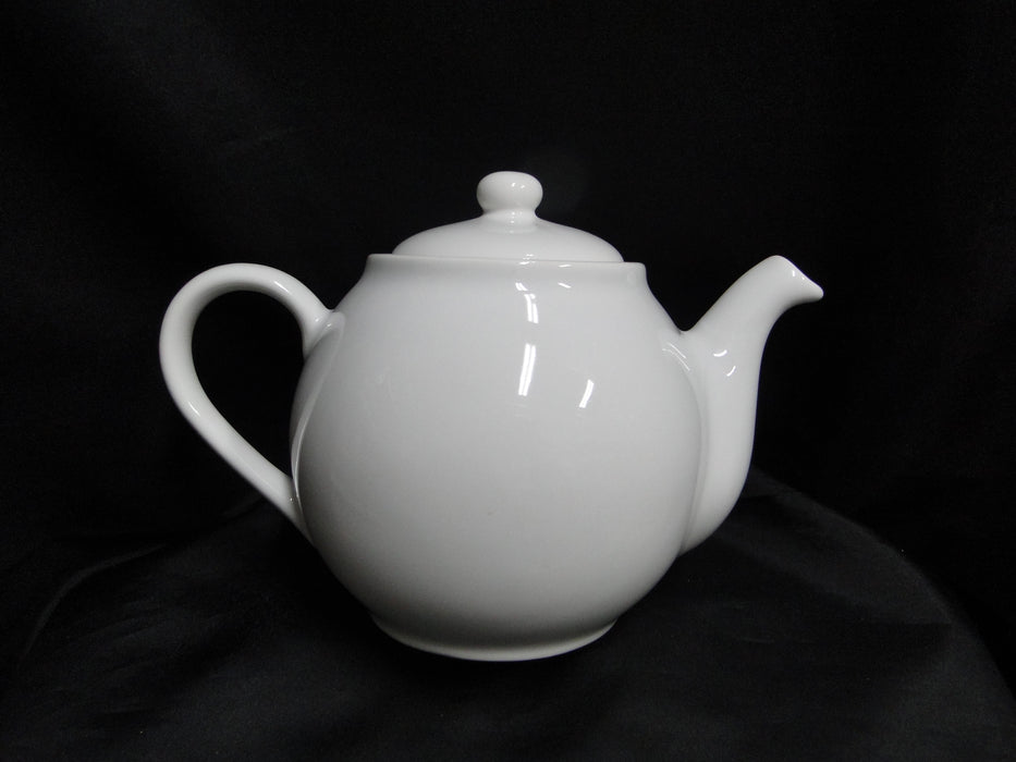 Matceramica All White, Made in Portugal: Teapot & Lid, 6 1/4" Tall