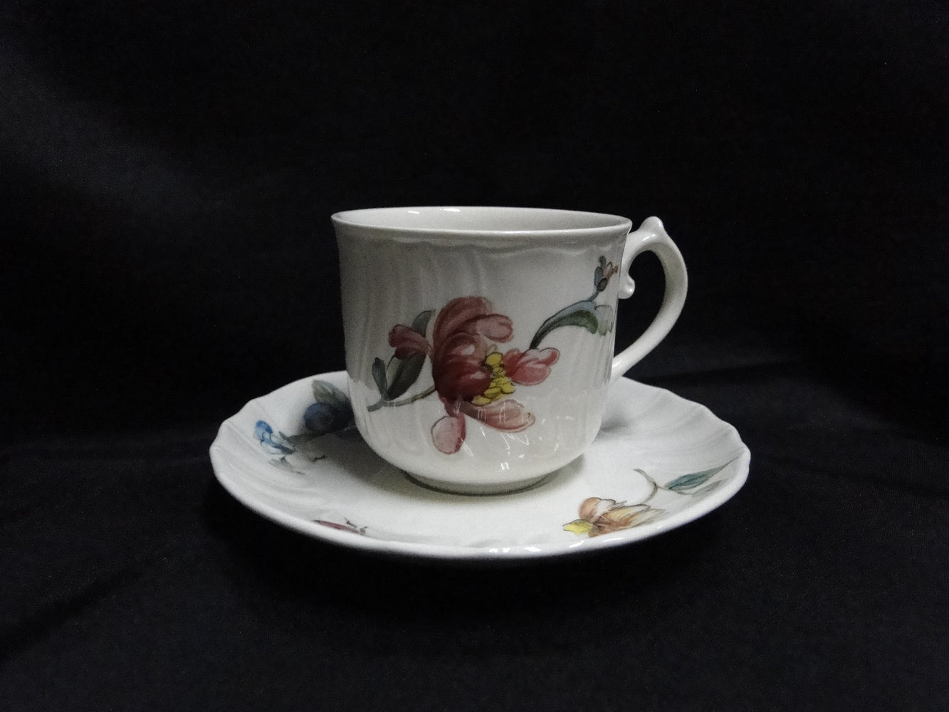 Villeroy & Boch Bouquet, Flowers, Insects: Demi Cup & Saucer Set (s), 2 1/4"